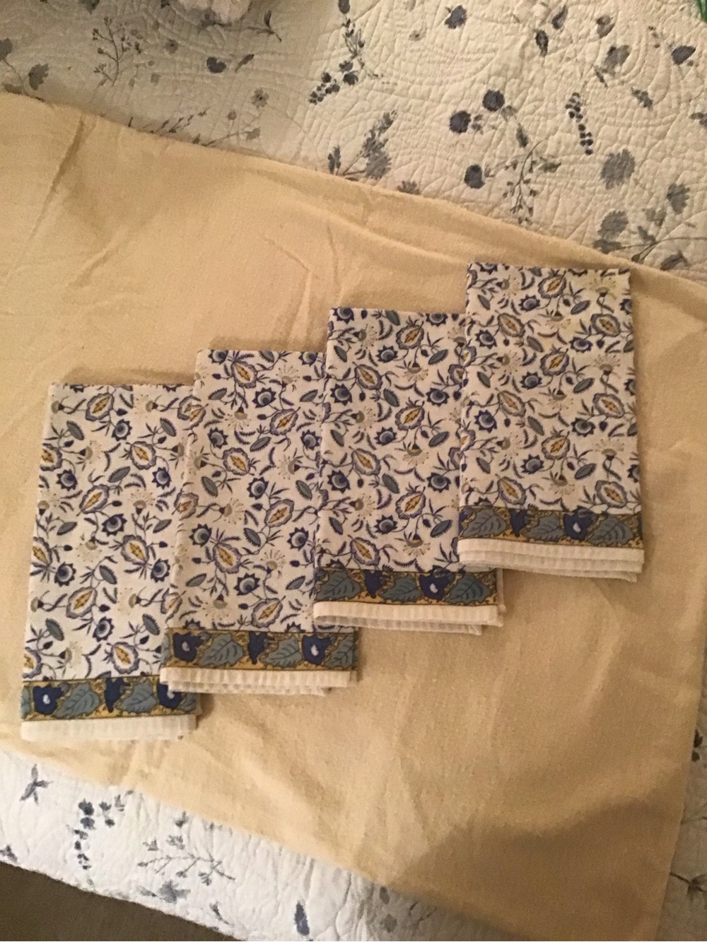 Williams Sonoma Cream, Blue and Yellow Floral Dinner Napkins - Set of 4